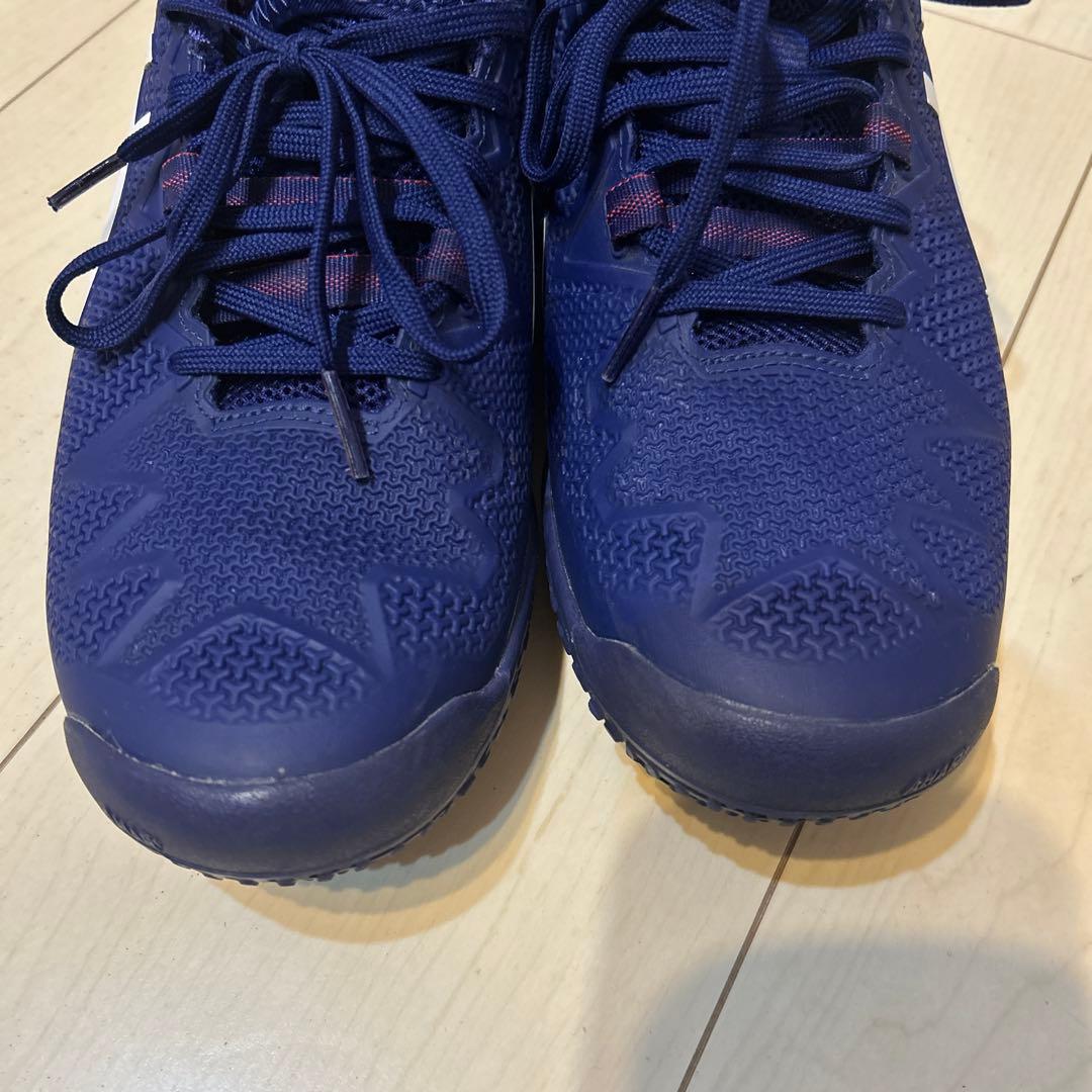 テニスシューズ　アシックス　ネイビー