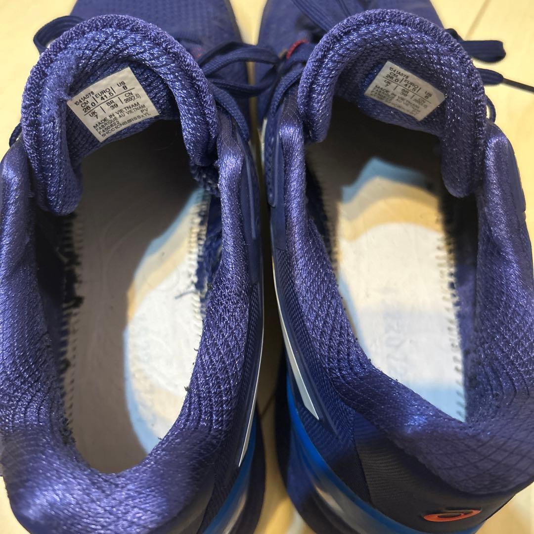 テニスシューズ　アシックス　ネイビー