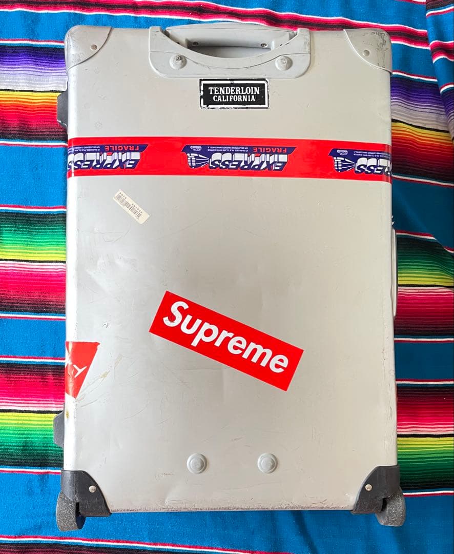 キャスター付 ビンテージアルミキャリーケース　TSAベルト付