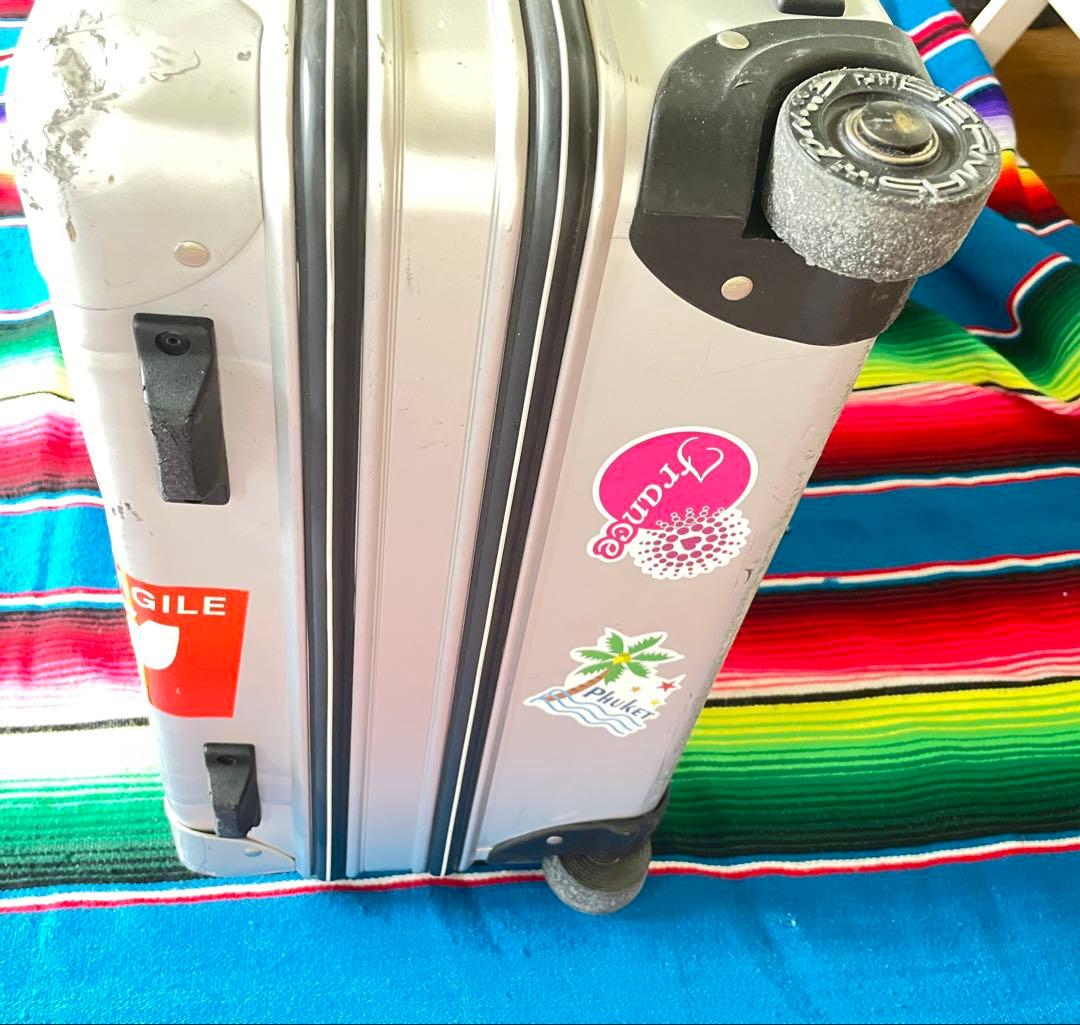 キャスター付 ビンテージアルミキャリーケース　TSAベルト付