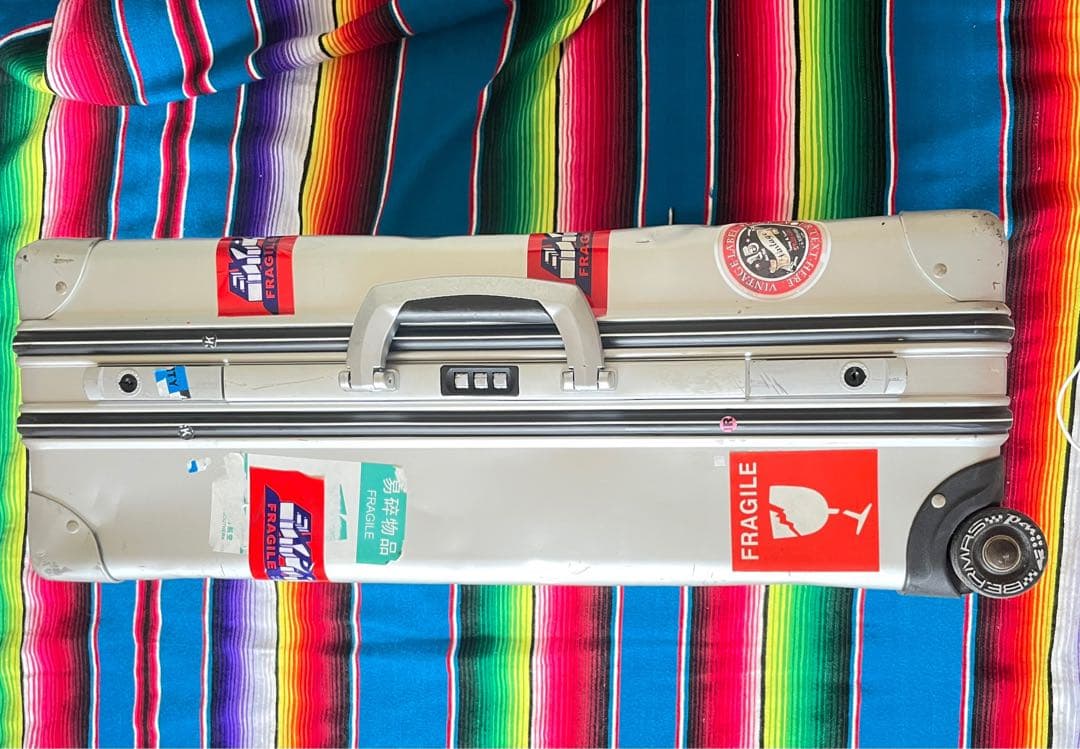 キャスター付 ビンテージアルミキャリーケース　TSAベルト付