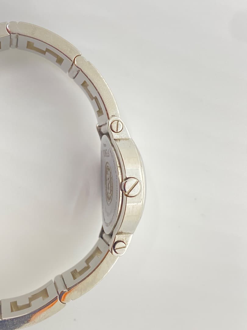 【保付・新品電池】フェンディ 6100L クアドロ ラウンド クォーツ シェル