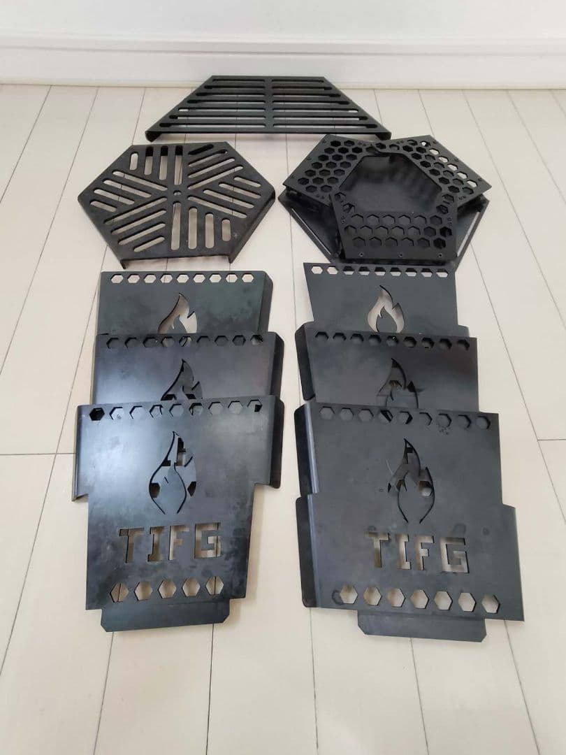 【レア】THE IRON FIELD GEAR　ハニカムファイヤーベース　焚火台