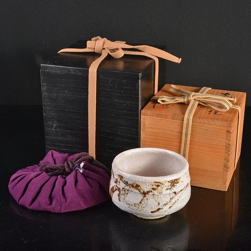 人間国宝　荒川豊蔵作　志野焼　絵志野　茶碗　仕覆付　共箱二重箱　D　R6864