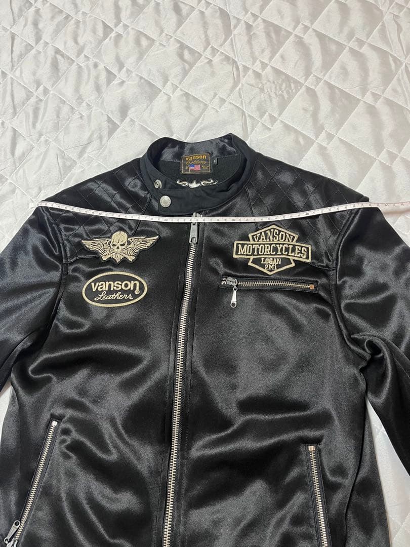 Vanson ブラックジャケット スカルデザイン