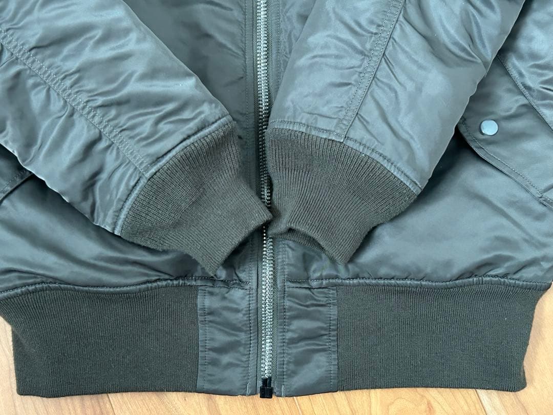 ALPHA INDUSTRIES MA-1 タイト 20004 RP.GRAY