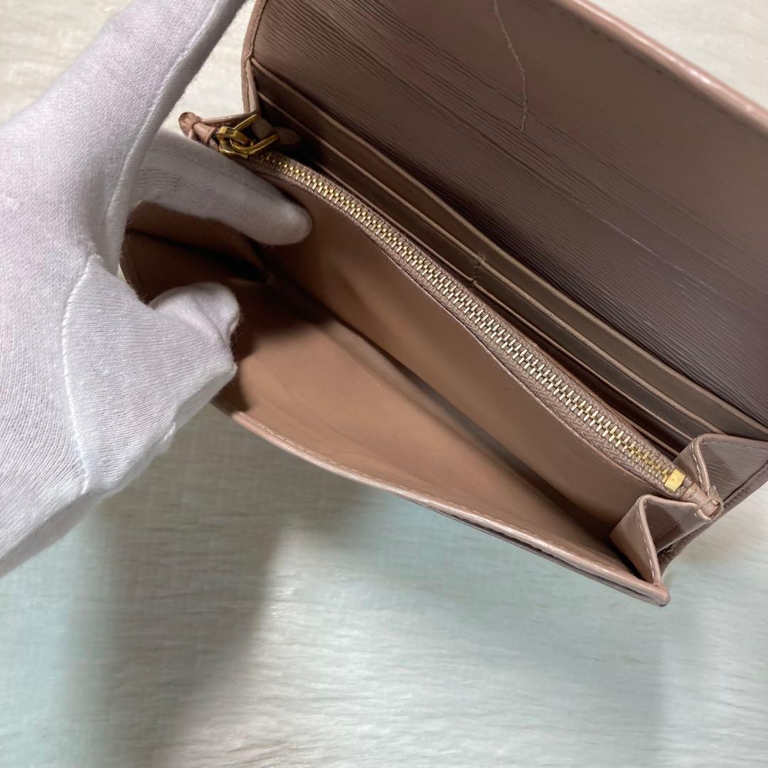 人気デザイン　PRADA プラダ　エピ　レザー　ベージュ　長財布　折りたたみ