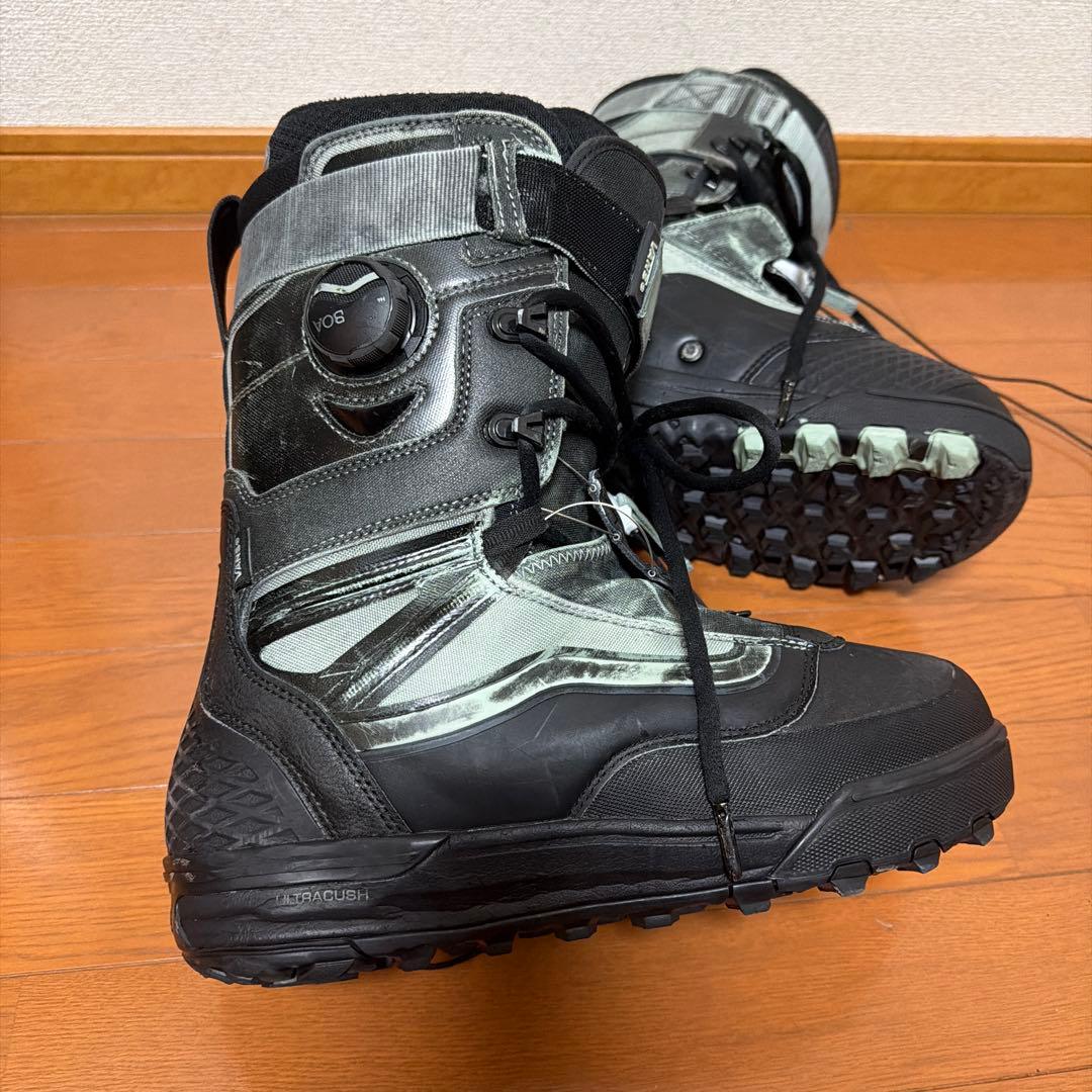 1/29 30のみ出品Vans スノーボードブーツ ブラック/シルバー