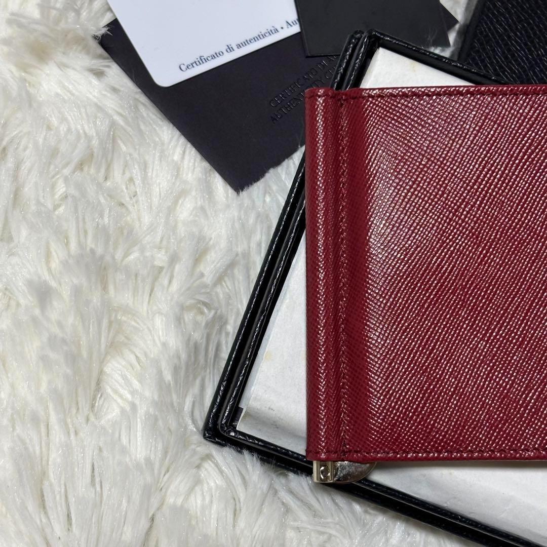 未使用⭐️プラダ　2M1077 サフィアーノ　マネークリップ　ロゴ金具　ルビーノ