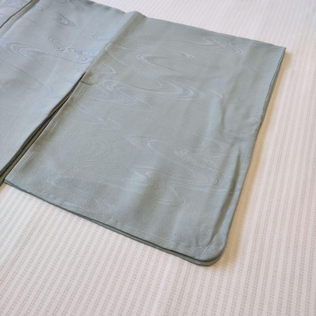 【色無地】未使用品✣上品で透明感ある薄青磁 一つ紋 身丈159cm/裄丈66cm