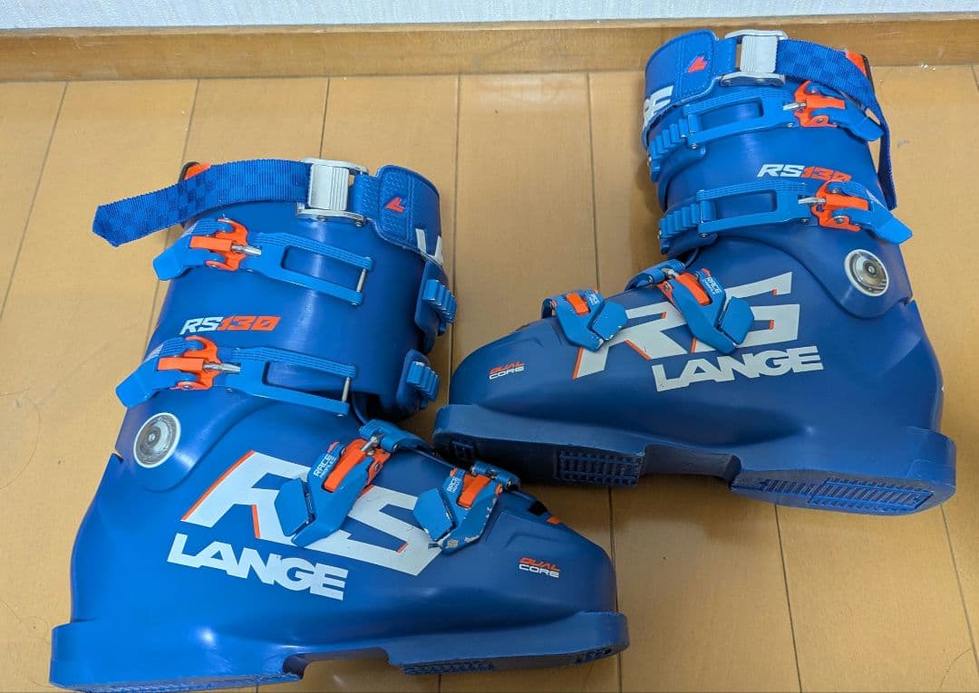 LANGE スキーブーツ RS130　25.5cm 中古