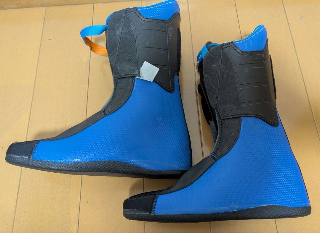 LANGE スキーブーツ RS130　25.5cm 中古