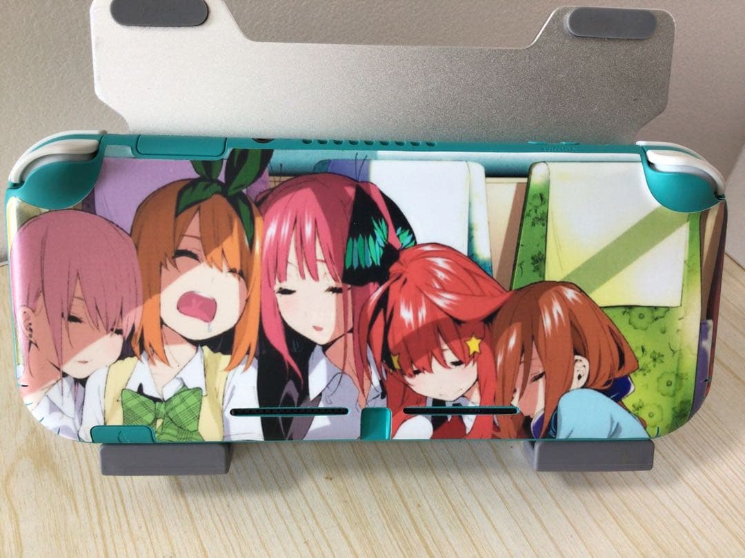 最安値　美品Nintendo Switch Lite ターコイズ（五等分の花嫁）