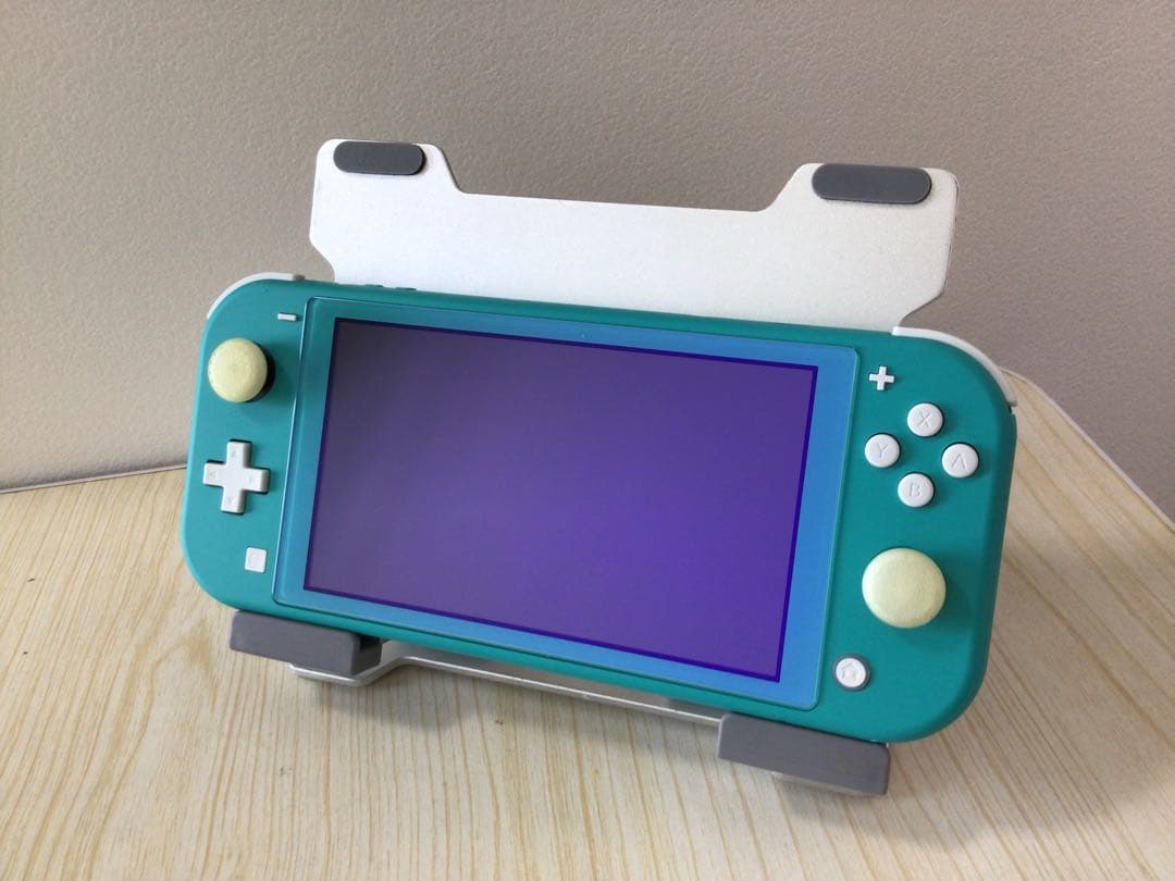 最安値　美品Nintendo Switch Lite ターコイズ（五等分の花嫁）
