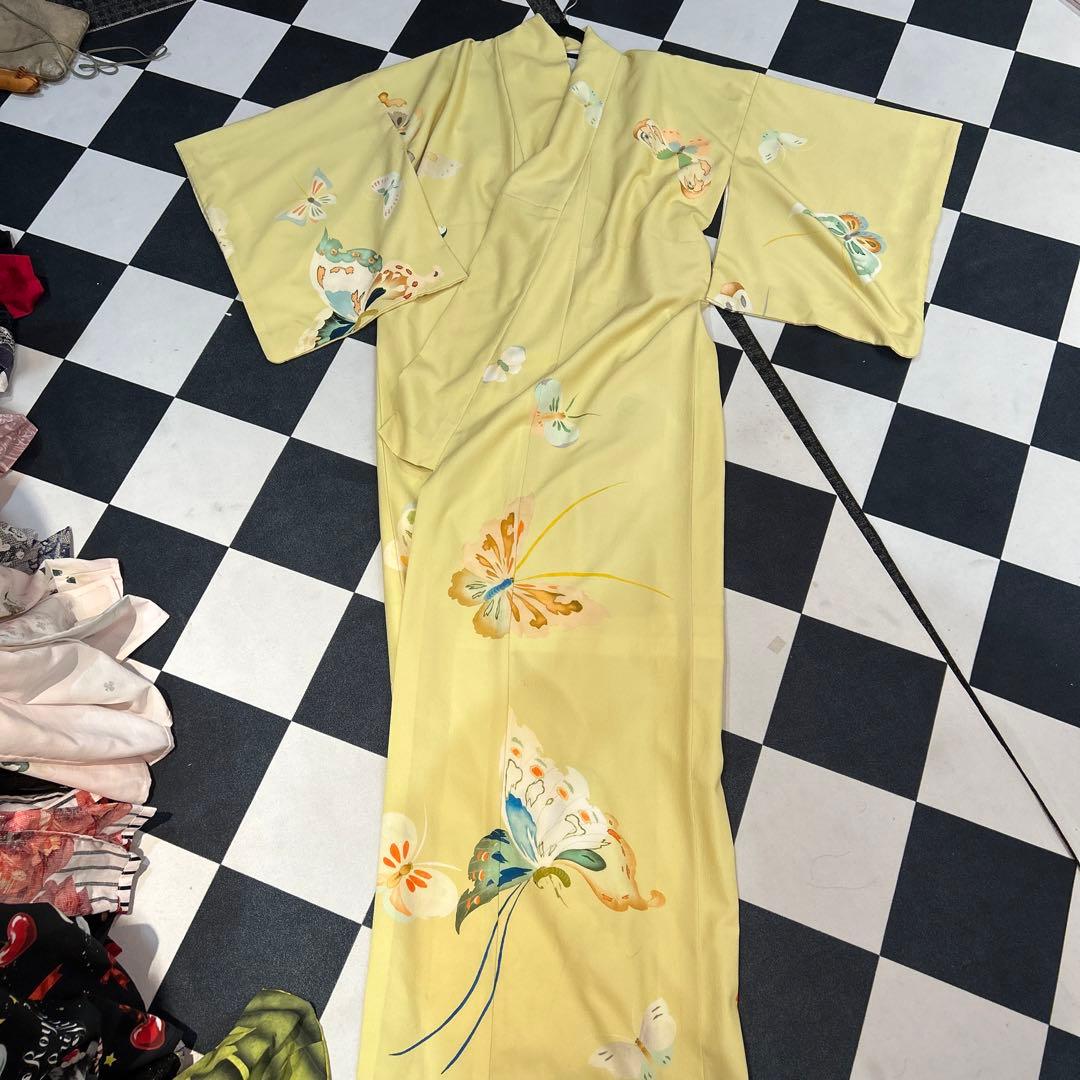 訪問着 Lサイズ 黄色 蝶の刺繍