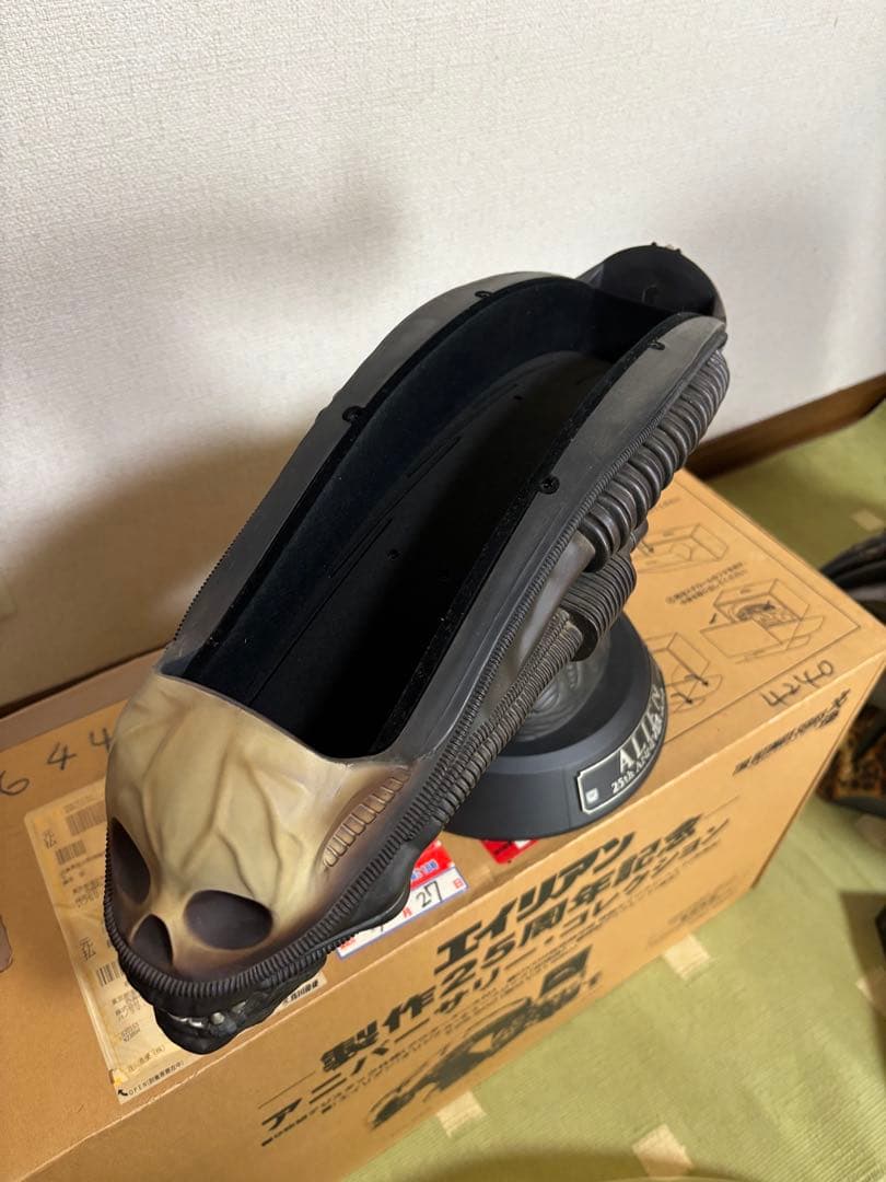 エイリアン　アニバーサリーコレクションDVDヘッド型ケースとDVD