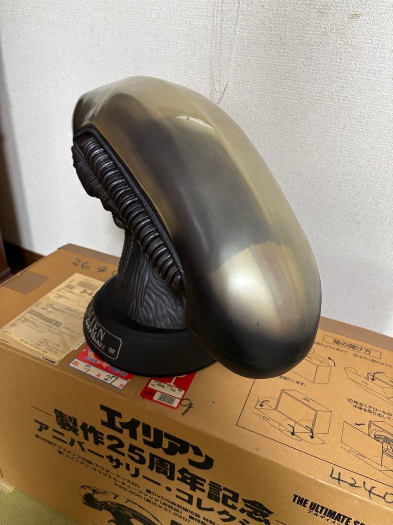 エイリアン　アニバーサリーコレクションDVDヘッド型ケースとDVD