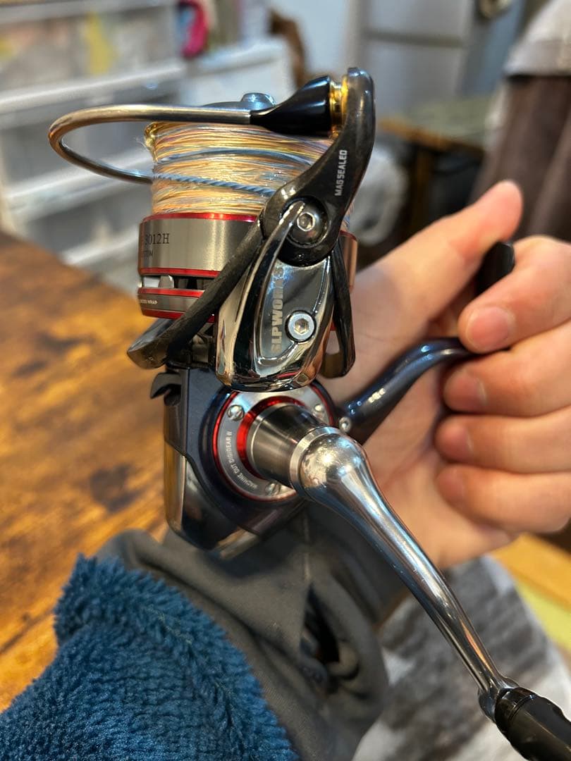 DAIWA CERTATE 3012H スピニングリール