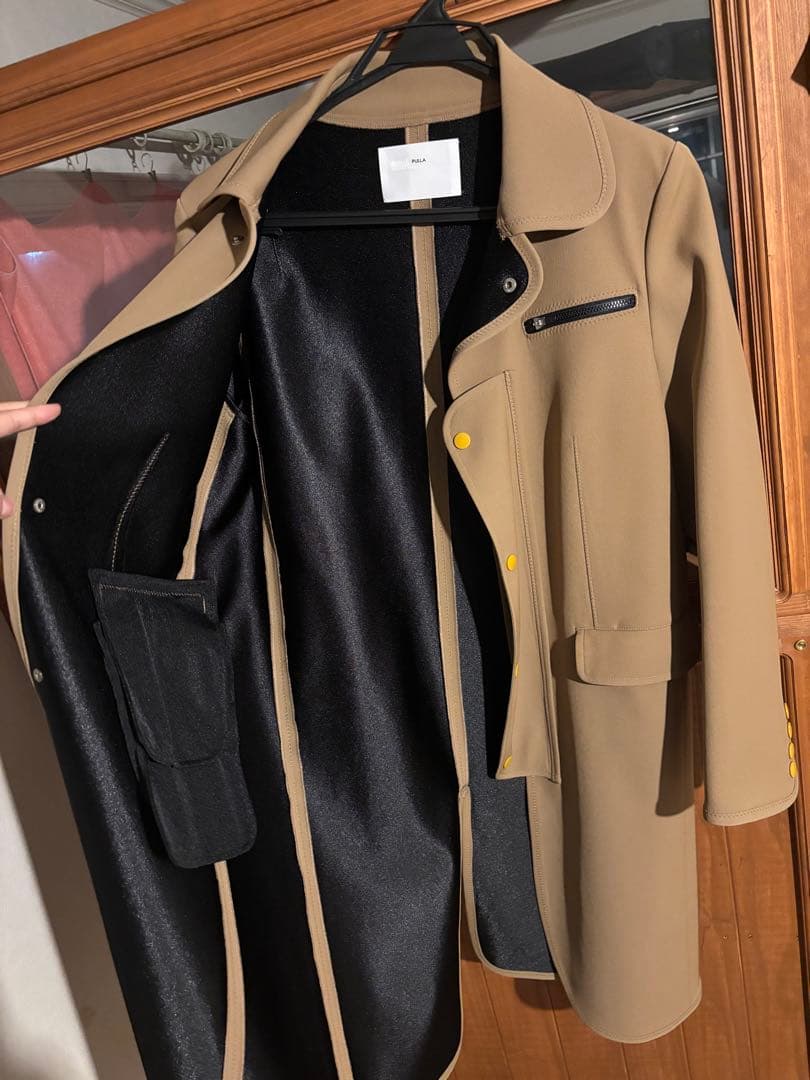 試着のみ　TOGA PULLA トーガプルラ　ベージュ s 22A