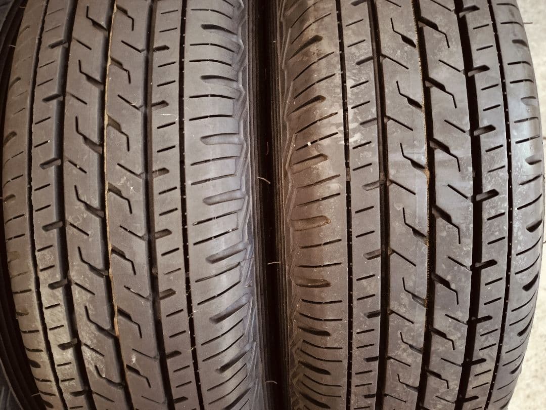 145/80r12 ブリヂストン エコピア バリ溝 ホイール付①(4本中2本)