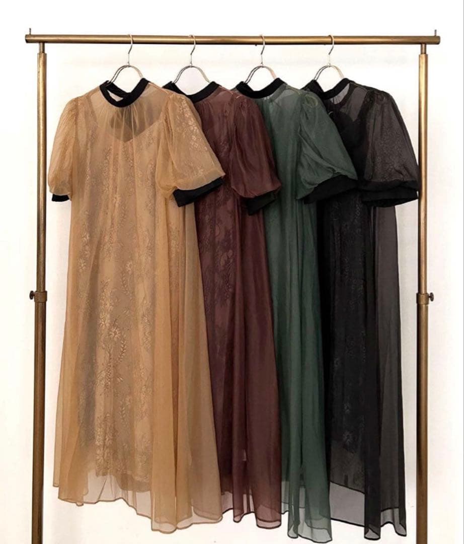 ★新品★ドリードール　Aラインシアードレス　ブラウン　M