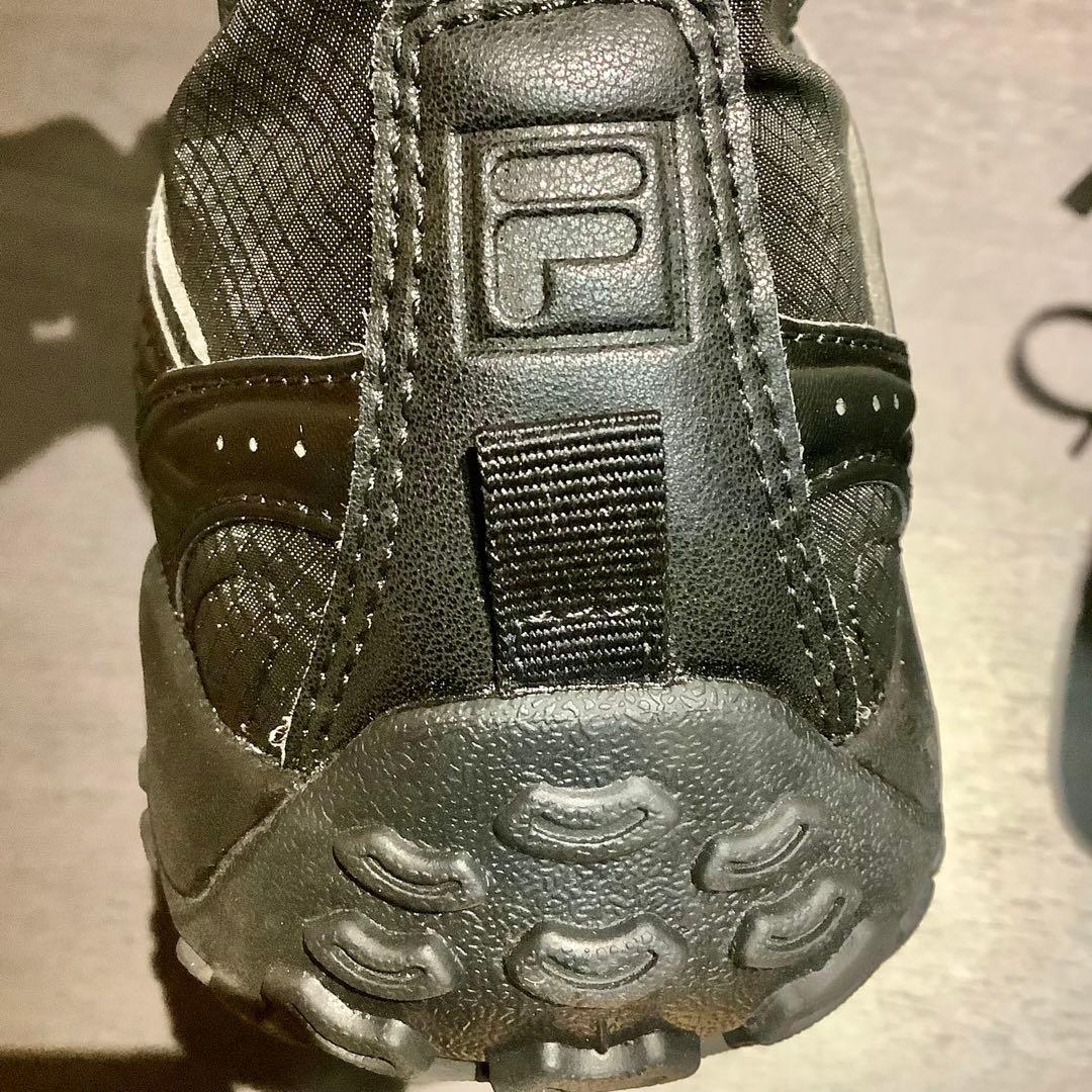 OJOS × FILA オホス フィラ 2WAY ECHAPPE スニーカー