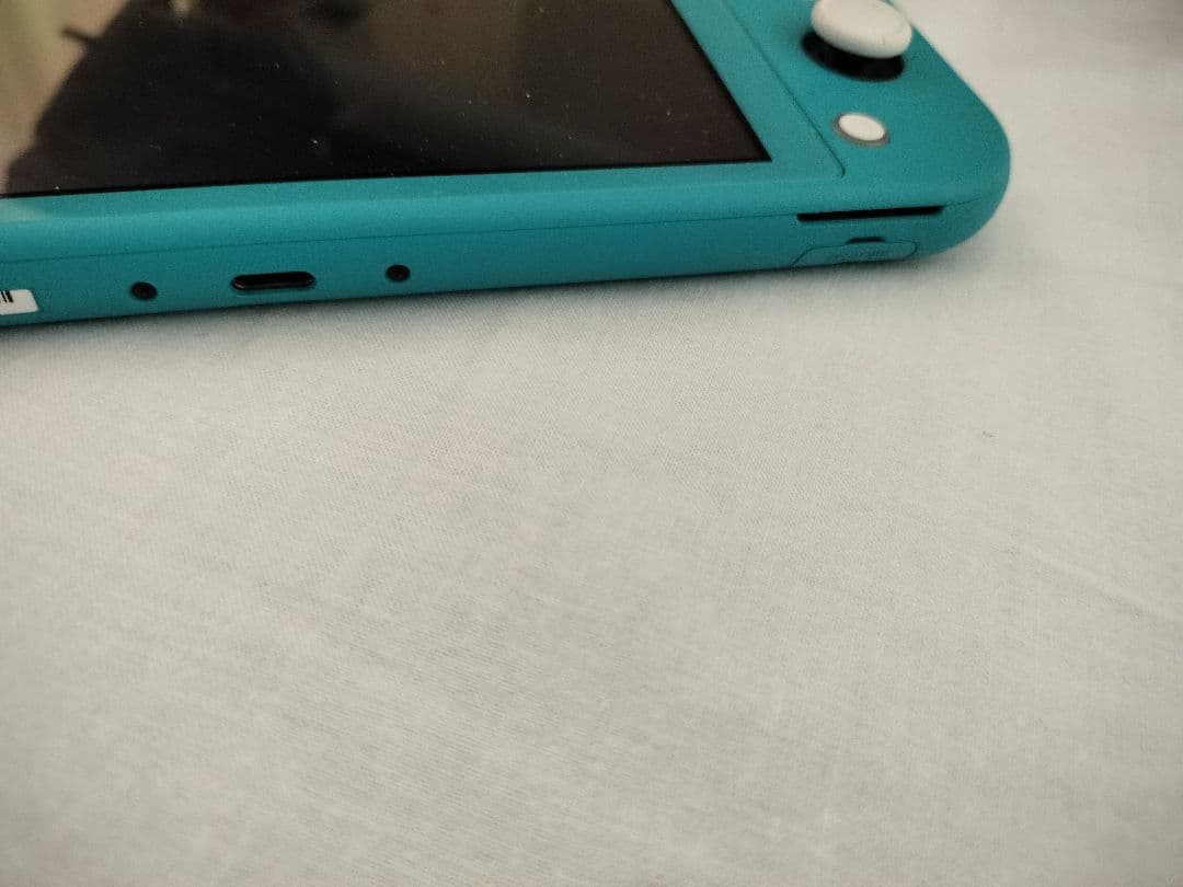 R*i様 良品　Nintendo Switch Lite ターコイズ　スイッチラ