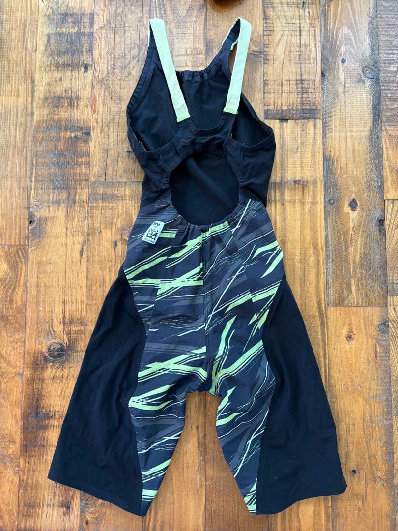 ミズノ　高速水着　競泳水着　GX SONIC NEO AG XS