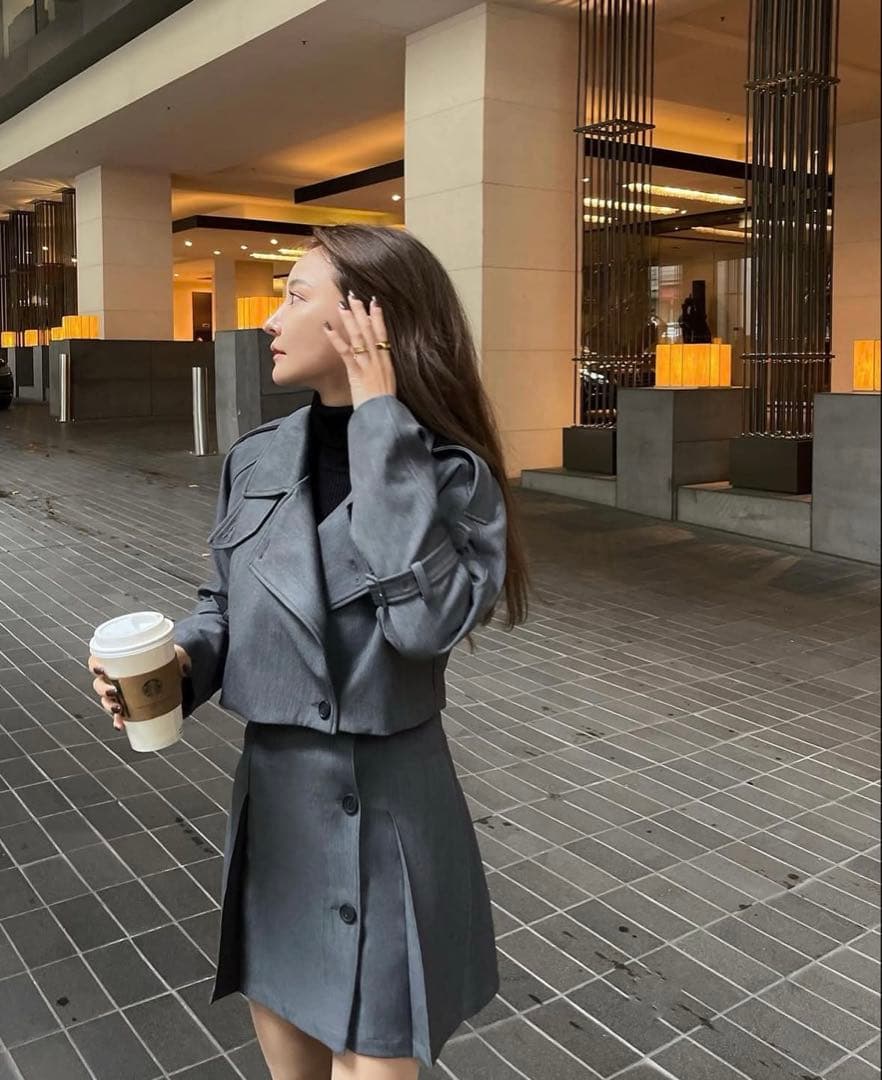 MAVIMOON ショートトレンチセットアップ　マビームーン　THETOE