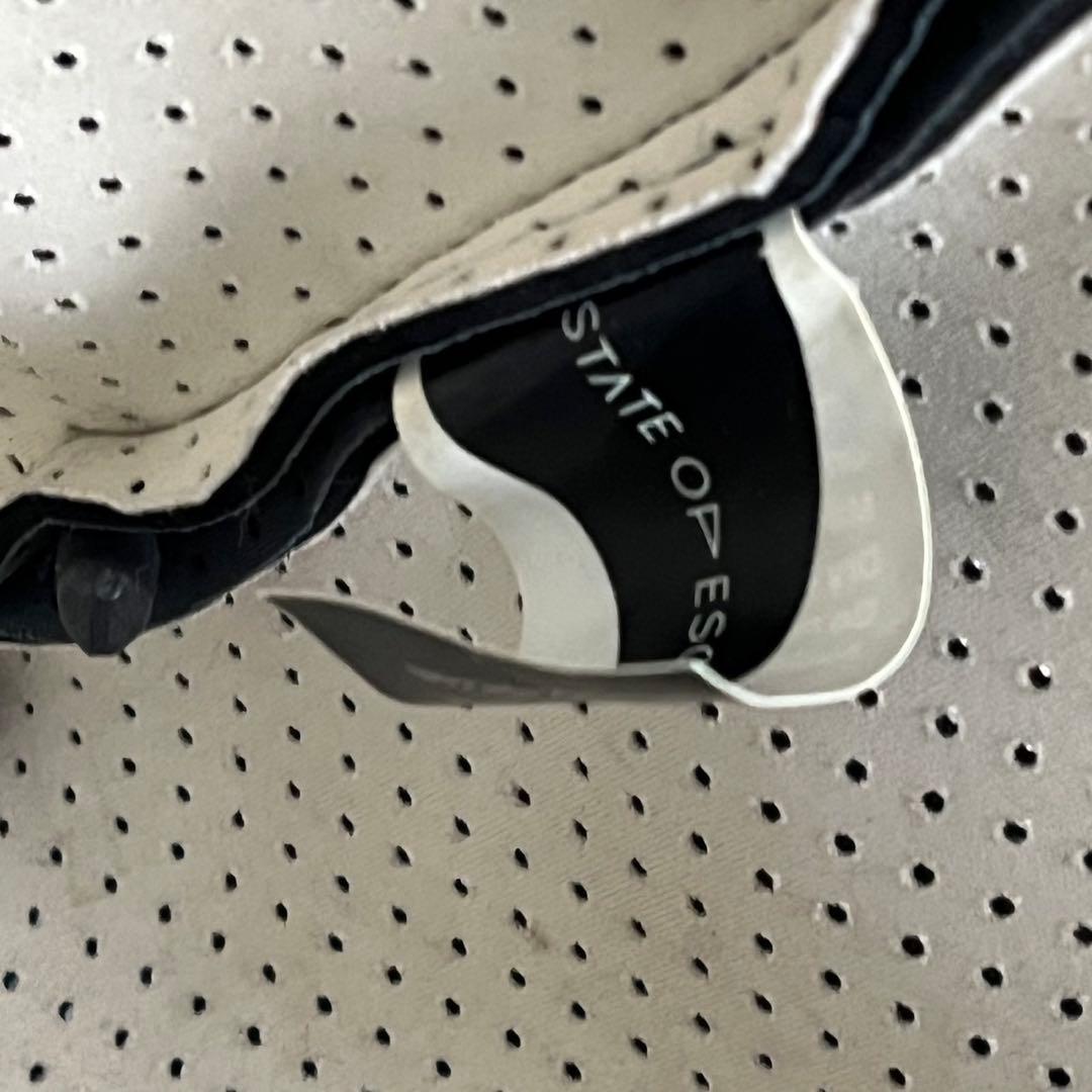 ✨美品✨　STATE OF ESCAPE トートバッグ　ポーチ付き　グレー