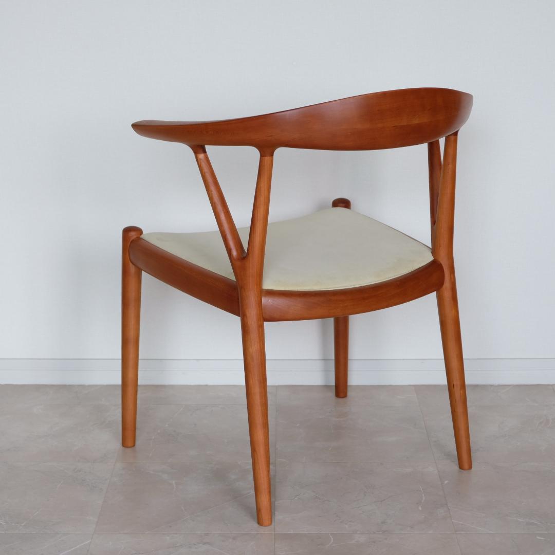 k*2様 【美品｜メンテ済み】Vチェア　家具蔵（KAGURA）　チェリー材②