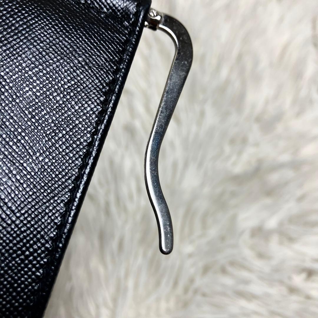 美品 プラダ サフィアーノ マネークリップ レザーブラック