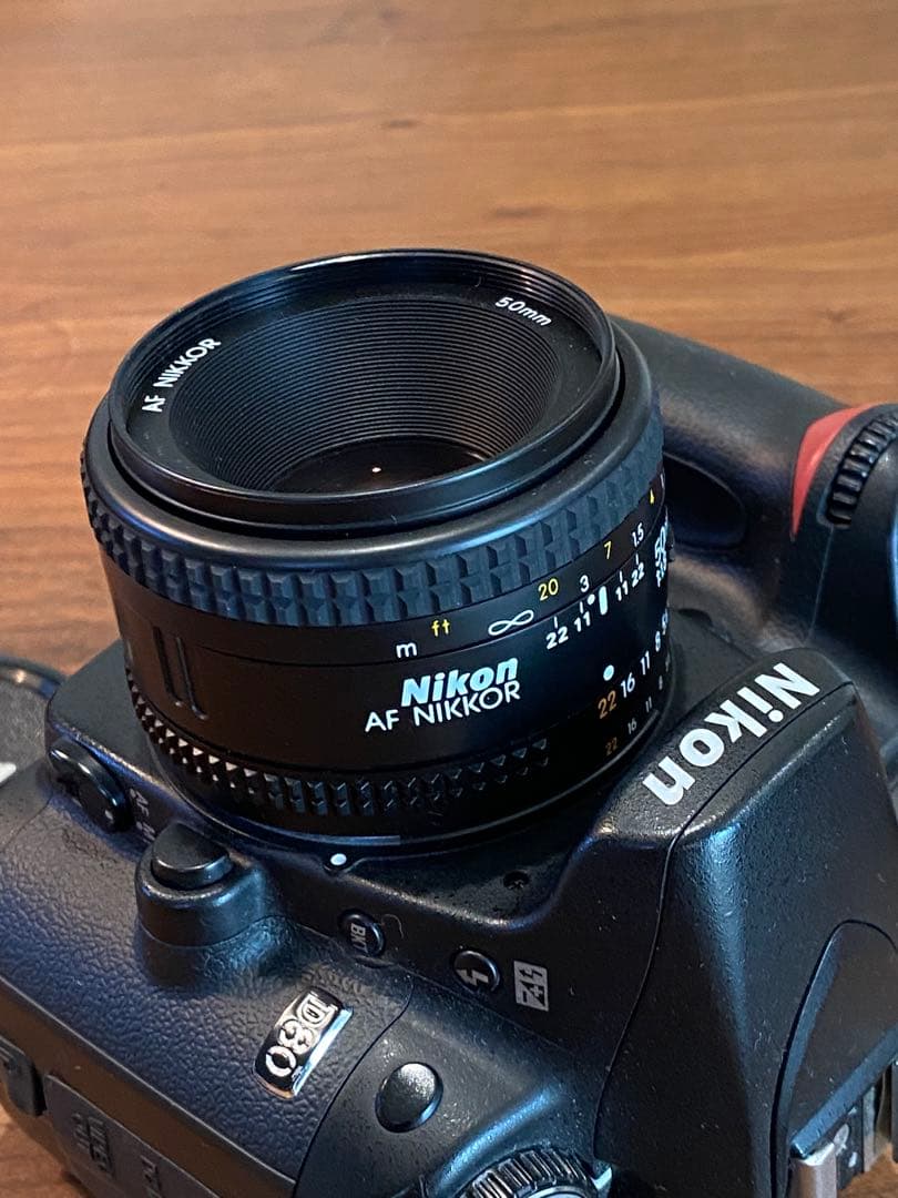 Nikon AF NIKKOR 50mm f/1.8 ニコン　単焦点レンズ