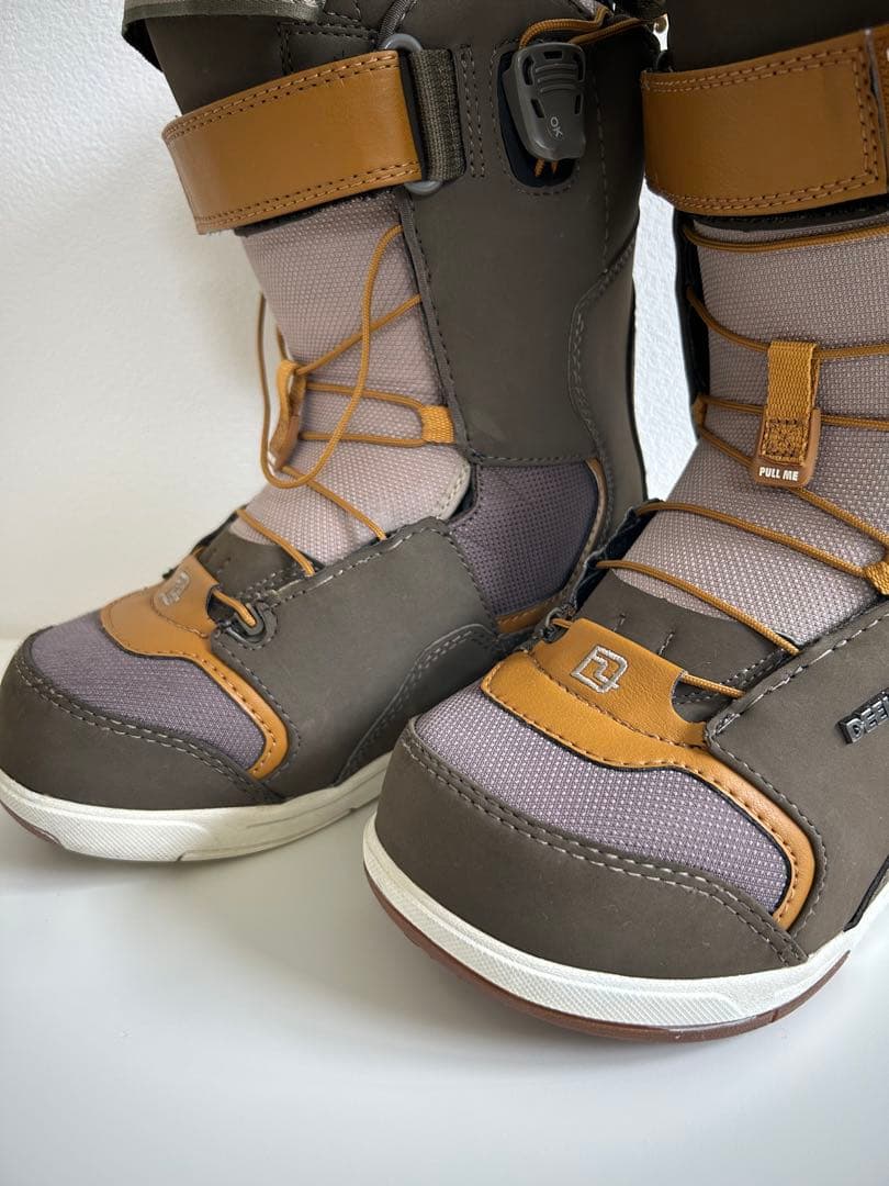 ディーラックス スノーボードブーツ