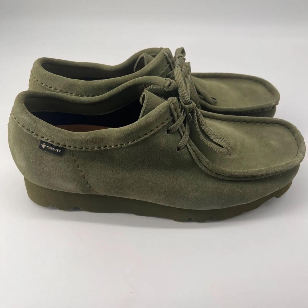 13455✨美品✨クラークス シューズ ワラビー ゴアテックス オリーブ
