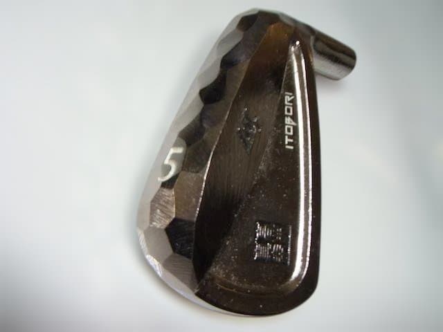 ”新品”ITOBORI (一刀彫) ハーフキャビティバック アイアン 5番ヘッド