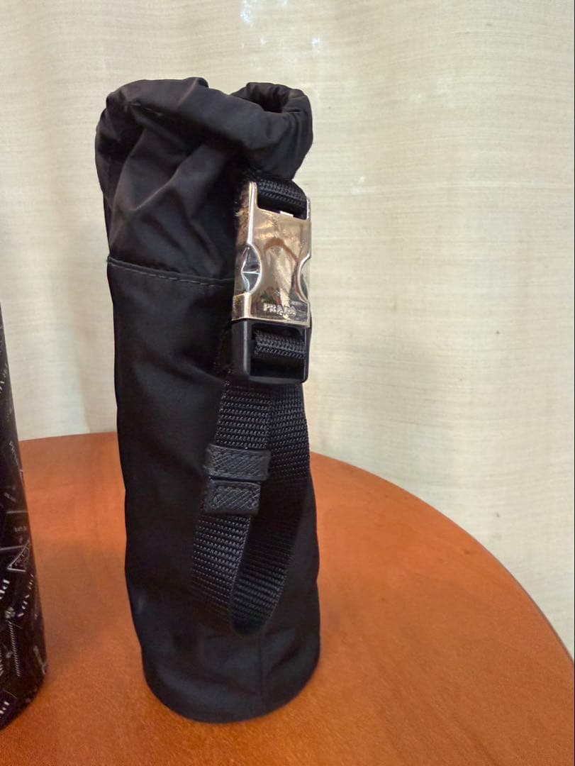 PRADA ロゴプリント 水筒 トラベルボトル&ボトルケース