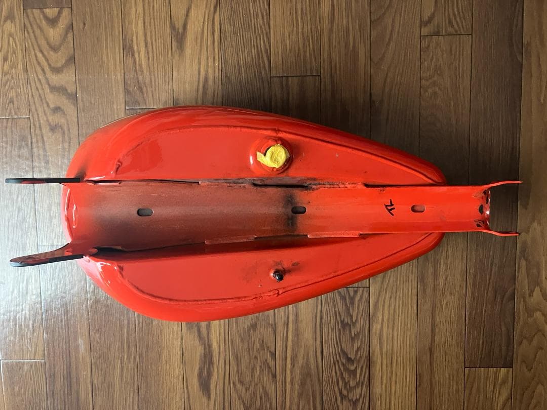 04〜06年 キャブ車用 スポーツスター 883Rタンク