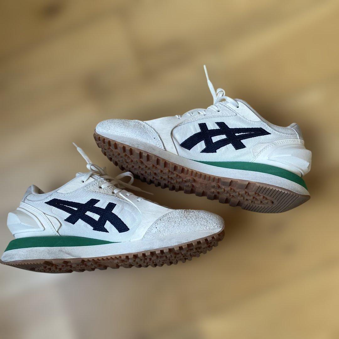 オニツカタイガー　Moage co モアージュ　25.5