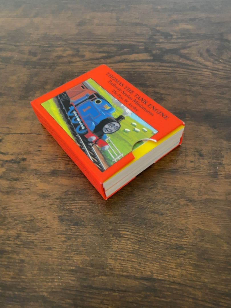 希少品　機関車トーマス　ビンテージ　ミニ絵本　4冊　海外版