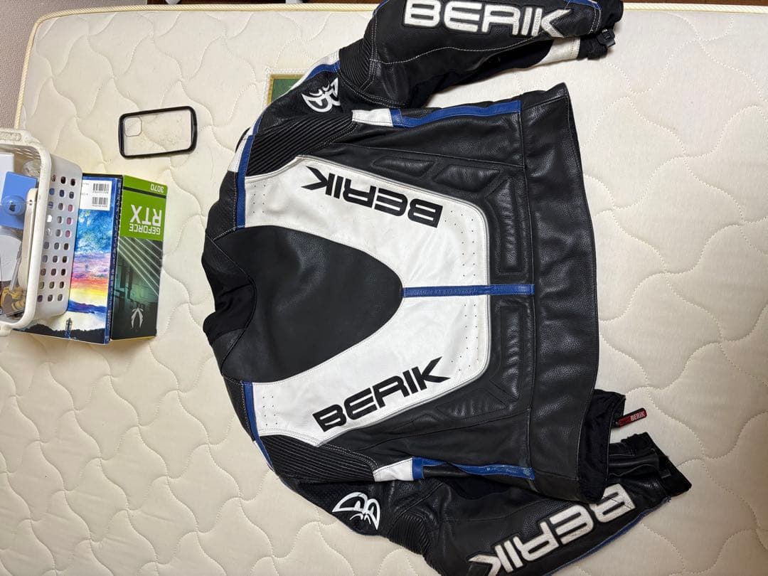 た*様 ベリック　ツナギ　54 サイズ