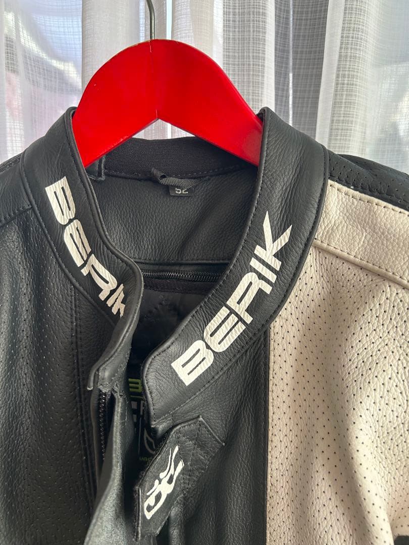 BERIK 2.0 バイク本革　レザージャケット サイズ52 黒/白