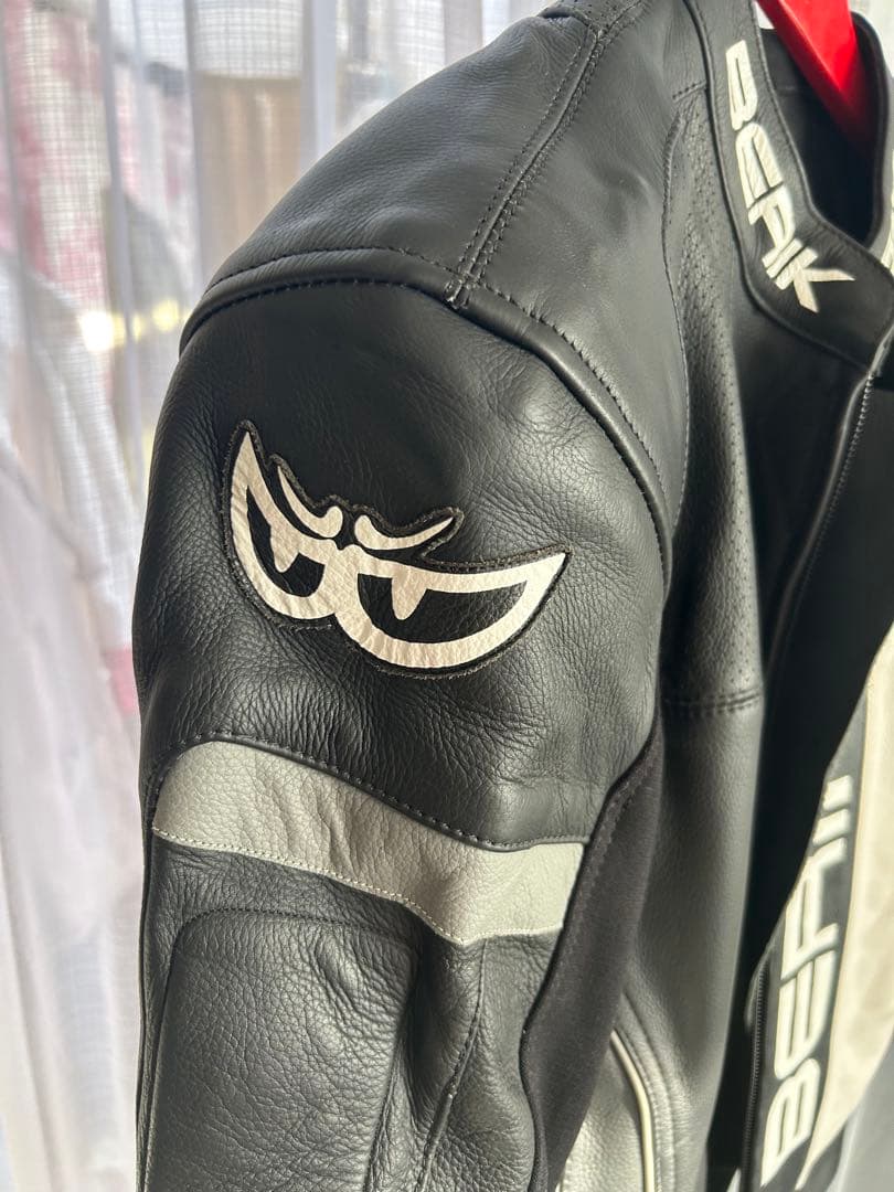 BERIK 2.0 バイク本革　レザージャケット サイズ52 黒/白