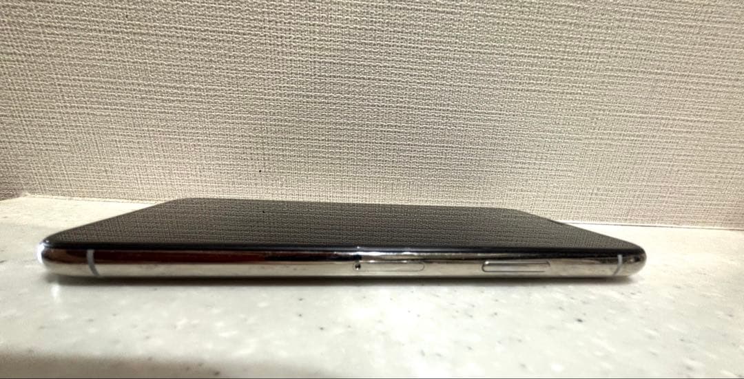 iPhoneX 64GB バッテリー100% SIMフリー　箱つき