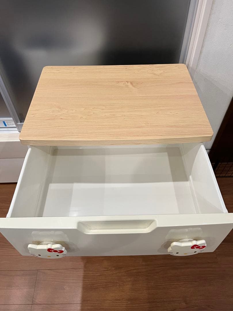 ハローキティ 4段引き出し収納タンス