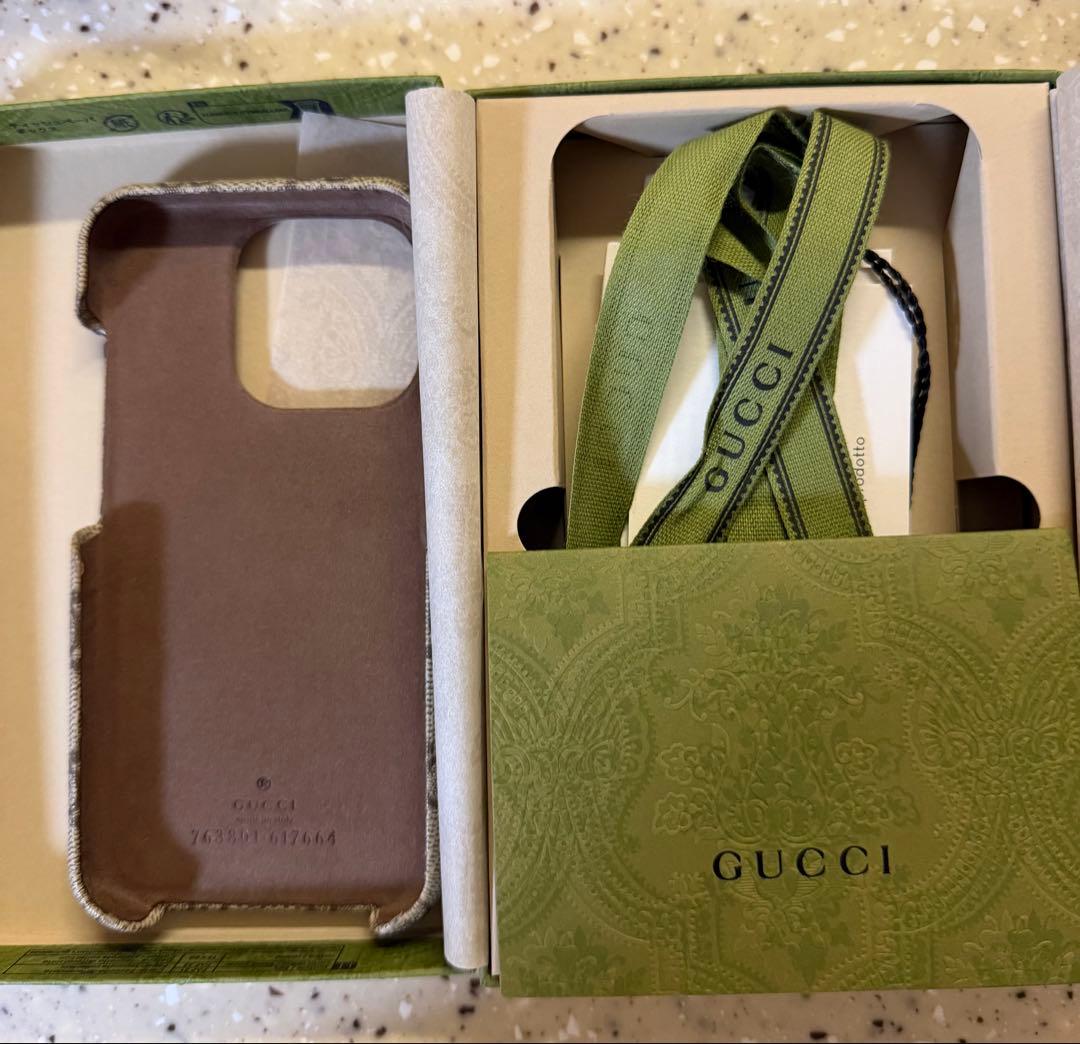 Nanaさま専用　GUCCI iPhone