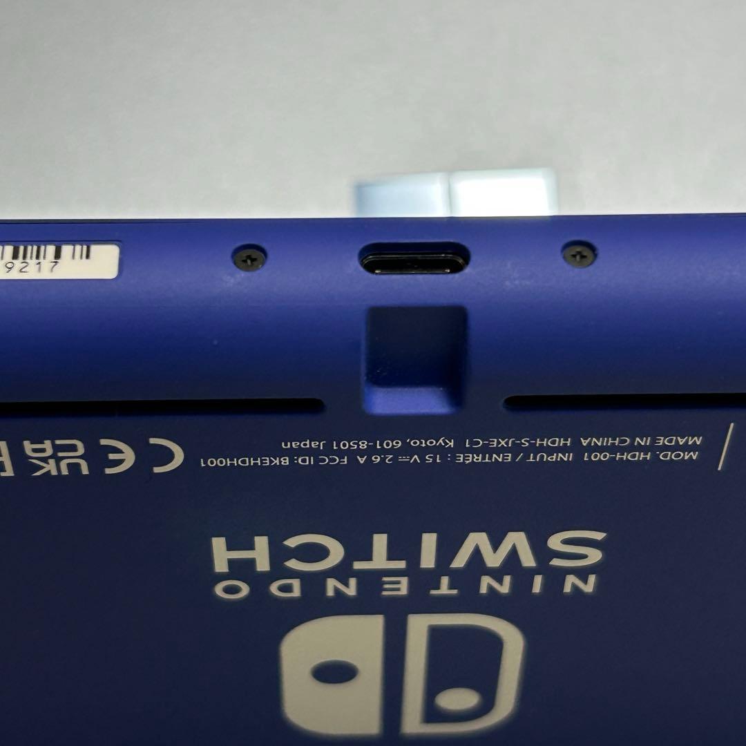 付属品無し　Nintendo Switch ライト　任天堂　ターコイズブルー
