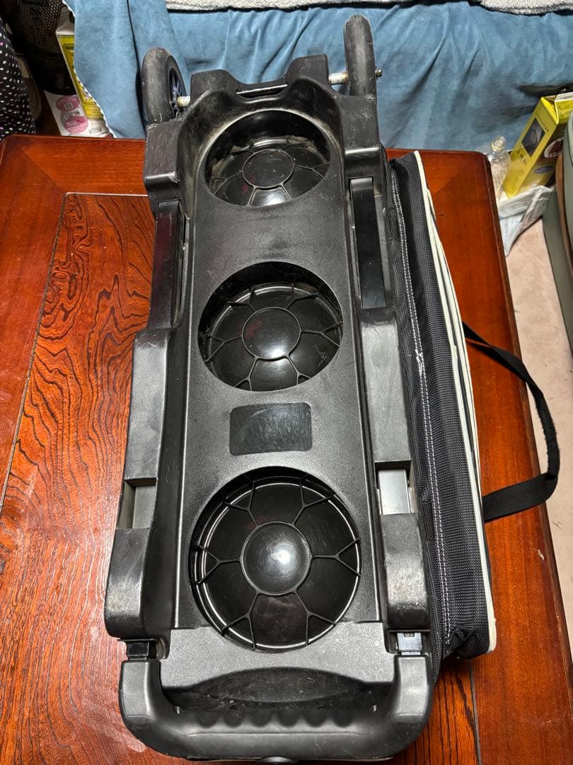 EBONITE ボウリング用バッグ ホイール付き3個入りです。