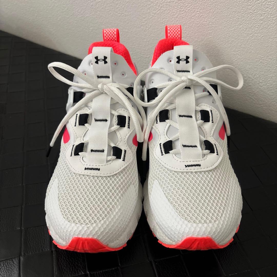 UNDER AUMOUR UA HOVE Mega MVMNT 25.5㎝