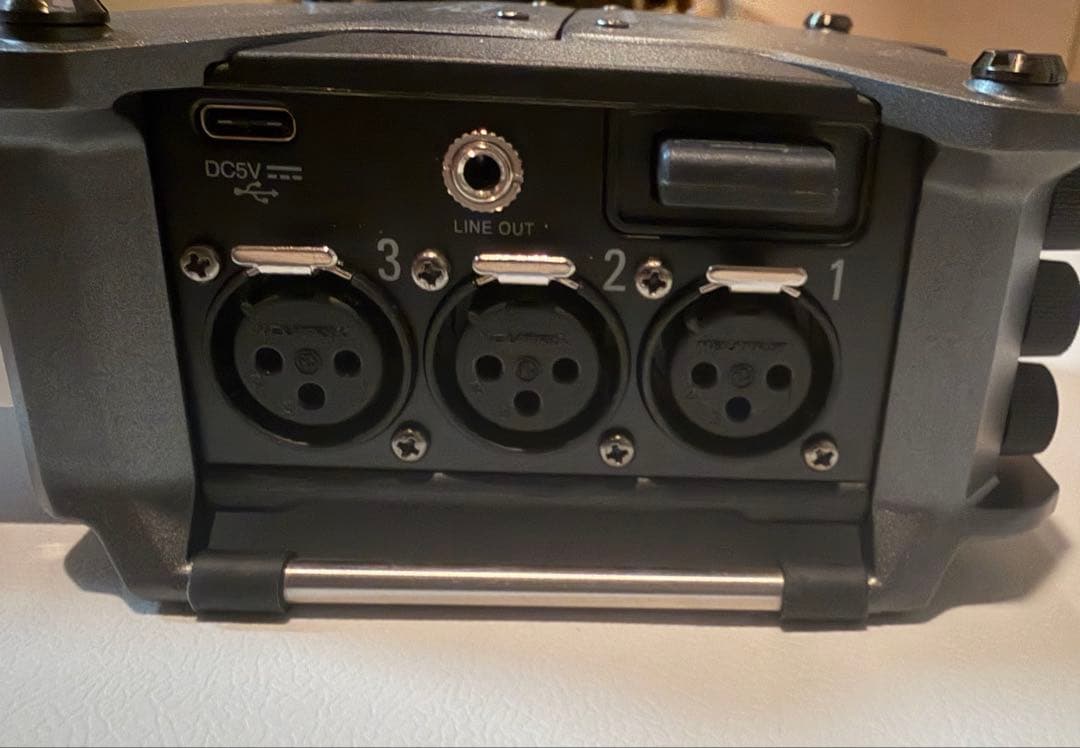 ZOOM F6 32bit フィールドレコーダー(BTA-1付)